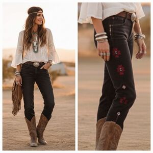 NWOT Polo by Ralph Lauren 25 Indie Sleeze Western Boho Beaded Boyfriend Jeans